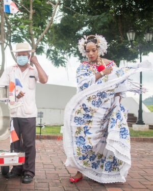 Joselyne Edwards Instagram - 🇵🇦Feliz Mes de la Patria🇵🇦✨

📸 @ninek_r