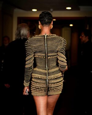 Jourdan Dunn Instagram - Balmain X Lion king 💛👑
Had a magical night celebrating lions king 30th anniversary and @balmain iconic collection with @disney!! Absolutely love this dress! Love you @olivier_rousteing 💛