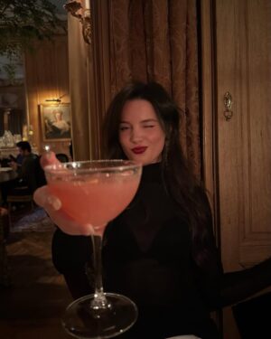 Julianna LeBlanc Instagram - https://youtube.com/julesleblanc
