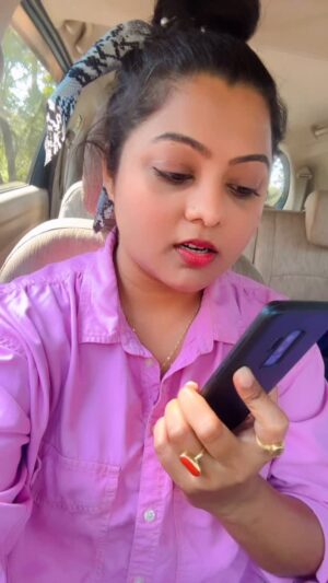 Kajal Yadav Instagram - Hello babu #happyvalentineday ♥️😁🤣😎 #kajalyadav #reels #explore #instamood #kajalyadav_ky #comedy #foryou #trending