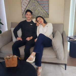 Kalina Ocktaranny Instagram - Mom and Son..
@azkacorbuzier

❤️ 
Mama