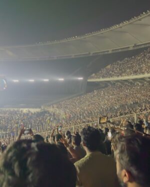 Kanchi Kaul Instagram - Attending Coldplay for the second time… but THIS!!! ✨💫 The stadium, the music, a hundred and fifty thousand voices united in song and love … the VIBE … the energy —absolutely magical. 🌟 We got fixed, the lights guided us home, but sharing this surreal experience with MY UNIVERSE 🌎 my  not-so-littles , made it euphoric, overwhelming, and truly one of the best days of our lives. ❤️💙 YES !  The core memory had to be made with them ❤️‍🔥
And Im so Proud that the most unforgettable concert of my life happened right here in INDIA! 🇮🇳 A place that somehow always felt a bit underwhelming for moments like this—until last night. 🌌 THE STADIUM!!! Mammoth !! No words can ever capture the beauty of what just unfolded, the sheer magic of it all. This night will live in our souls forever 🌟❤️✨ . Coldplay, you were everything! 🎶✨💖 26.01.2025 Ahmedabad.  #coldplaycorememory #theadventuresofAI #musicofthespheres #coldplayindia #skyfullofstars #myuniverse #republicday