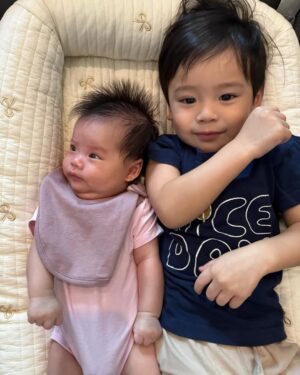 Kaneungnij Jaksamittanon Instagram - My valentine My better half 
ขอบคุณที่เป็นสามีที่ดี เป็นพ่อที่ดีของลูกทั้งสองคน เป็นคนช่วยคิด ช่วยดูแลลูกแบบสุดๆ ตั้งแต่มีลูกภาพคู่เรา2คนก็แทบจะไม่มี 555 มีแต่ภาพเรา2คนที่มาจากฝีมือเจ้าลูกชาย นอกนั้นภาพหมู่ ภาพแยกทั้งนั้น love you นะคะ