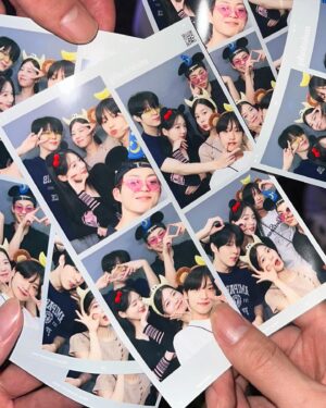 Kang Na-eon Instagram - 아싸 지은이와 가언고 인싸 of 인싸들.. 🥹
11/18 부터 @netflixkr 에서도 만나요🏫💙