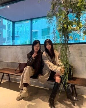 Kang Ye-won Instagram - 보미언니랑 배진언니네 와찌롱♥️
언니들은 대단해🌈🔥🙆🏼‍♂️
#보메베이커리