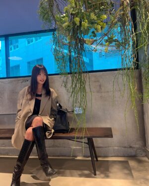 Kang Ye-won Instagram - 보미언니랑 배진언니네 와찌롱♥️
언니들은 대단해🌈🔥🙆🏼‍♂️
#보메베이커리