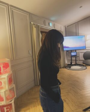 Kang Ye-won Instagram - 🙆🏼‍♂️🔥🧚🏻📸