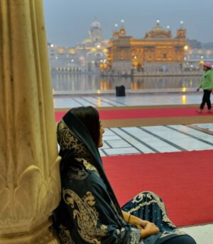 Kanikka Kapur Instagram - Waheguru 🙏