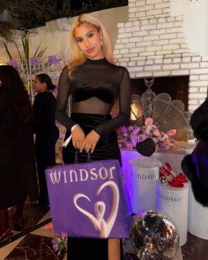 Kara Royster Instagram - It’s written in the stars with @windsorstore ✨ Thank you for a beautiful night!