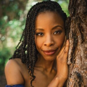 Karimah Westbrook Instagram - Yesterday, 10/6 was my birthday. 🎂 Feels like it came around so fast. Thankful for another year of life. Thank you for your birthday messages. They had me feeling all warm and fuzzy inside. 🤗 Looking back at the past with gratitude, the present with clarity and the future with a lot of faith and confidence. There were lots of changes this past year. Cheers to new beginnings. The best is yet to come! 🥂#HappyBirthdayToMe #LibraSeason