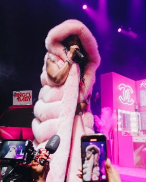 Kash Doll Instagram - Philly SOLD OUT! I Luhhhhh yalll ❤️ #thelastdolltour with the last doll 🥰

Fur @thefurandleathercentre x @fgmbespoke