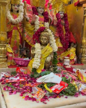Kashish Singh Instagram - || ॐ श्री हनुमते नमः || 

#hunuman #jaishreeram #cphunumanjimandir #delhi #tuesday #tuesdayvibes #blessed 🕉️🙏🏻📿🧿✌🏼