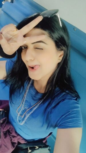 Kashmira Kulkarni Instagram - Life was meant for good friends and great adventures

😇 Jai Girnari 😇

#traveldiaries #transition #kashmirakulkarniofficial #kashmirakulkarni #kashmira #girnar #girnarhills #travelphotography