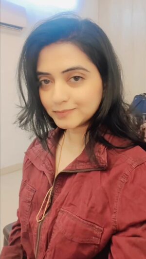 Kashmira Kulkarni Instagram - Being #Ramya 

#kashmirakulkarniofficial #kashmirakulkarni #kashhmiragkulkarrni #kashmira #tranding #transition #lagnanantarhoilachprem #lnhp #starpravah #starpravahparivaar