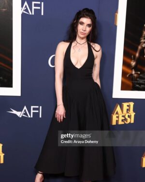 KateLynn E. Newberry Instagram - About last night
Premiere for Juror # 2 directed by Clint Eastwood. Thank you @afifest
