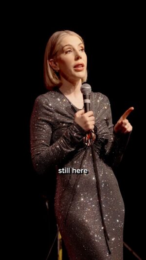 Katherine Ryan Instagram - Should I go to Turkey for plastic surgery?!? #plasticsurgery #cosmeticsurgery #turkey #gastricsleeve #surgeryabroad #botched #bodytransformation #standup #comedy #britishcomedy #battleaxe #taskmaster @livenationuk @contentbybeck