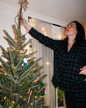 Kathryn Gallagher Instagram - tis the season and don’t u forget it