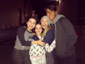 Katie Sarife Instagram - Aw these showed up on my “On This Day”  album. These are from the last day of filming @annabellemovie . We clearly had no fun on this set 😜