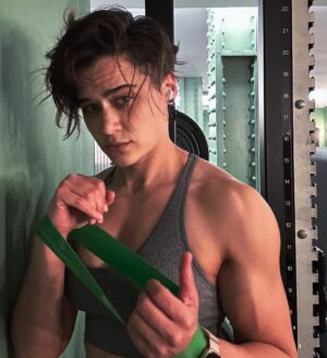 Katy O'Brian Instagram - Shoulder rehab