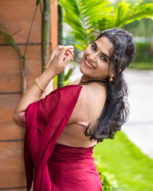 Kavya Kalyanram Instagram - Wanted to post a random 2024 dump before it’s too late but I guess it did get too late while I was having the bestttt time bringing in 2025 💥 
Happy Happyyy New Year ♥️♥️ hope we all have the bestest year ever!!