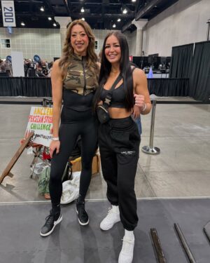 Kaytlin Neil Instagram - @thefitexpo 🫶🏻
