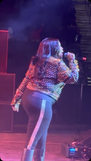 Kelly Price Instagram - SAVANNAH showed UP and showed OUT on Saturday! The energy was unreal, and hearing the audience sing every word with @mskellyprice was something special. 

#KellyPrice #singer #songwriter #songstress #sanger #singersongwriter #femalesinger  #music #rnb #rnbmusic #womeninmusic #actress #rnbsinger #rnblovers #liveconcert #musiclife #thevoice #vocalist #vocals #follow #InthekeyofKelly #KellyPricefanpage