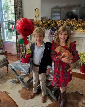 Kelsey Barnard Clark Instagram - Holiday moments I’d hate to forget .

December in the restaurant industry is always hard, but this year was brutal. I’ll never not struggle with work-life balance, but adding a book tour   manuscript this year was serial killer crazy, I giving myself a solid D . I over committed, under planned and, generally, barely survived. Learning from it & taking it into the next season.  I’m thankful for these kids that spark joy & deliver the biggest gift of their laughs & smiles, regardless of my shortcomings.