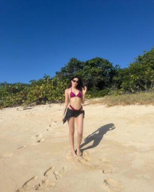 Kenia Os Instagram - 🌹 🌊🐚