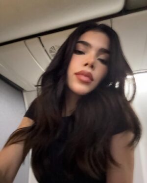 Kenia Os Instagram - 🌹 🌊🐚