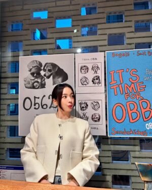Kim Chae-eun Instagram - 사랑해 우리가족 헤헷