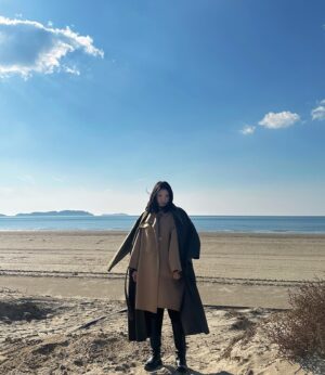 Kim Eun-young Instagram - #겨울 바다 🌊

#여행