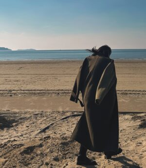 Kim Eun-young Instagram - #겨울 바다 🌊

#여행