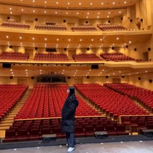 Kim Ji-woo Instagram - .
.
돌아오는 토요일이
마지막 킹키라니…
시간 참 빠르다
.
.