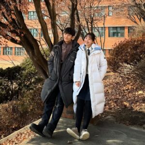 Kim Si-eun Instagram - 👉아름답게 지훈이와👈