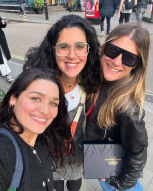 Kim Suzanne Engelbrecht Instagram - London Things 🇬🇧 Thank You London ❤️
Friends🫶 , Meetings📝 , Museums🤍& Morning Runs 🏃🏻‍♀️