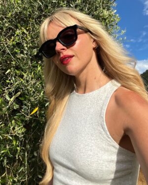 Kimberley Crossman Instagram - 📸 #SelfiesOf2025