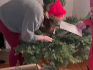 Kimberley Sustad Instagram - Merry Christmas from ours to all of yours. What a year. Making movies for you all is a joy I never imagined when beginning this funny little journey. We are in this all together and I love our community. Thank you @hallmarkchannel for making memories and @balsamhill for the tree we almost didn’t fit, but they sure are beautiful, like really beautiful.  Cannot wait for you to see what is in store for 2025!!!! Love you.
#balsamhill
