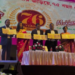 Koel Mallick Instagram - It’s an absolute honour to be part of this momentous occasion celebrating the completion of Mukharochak’s Platinum Jubilee. As I mentioned earlier, Mukharochak for me is more than just a brand;it’s a treasure trove of childhood nostalgia …💕
#mukharochak #loveforfood #snacking #happiness