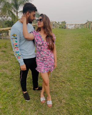 Koushani Mukherjee Instagram - To Making & Creating Memories For Lifetime Through All Ups & Down Partner ♥️
I can still ask u Will U Be My Valentines @bonysengupta 
Happy Valentines Day ❤️