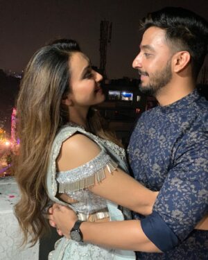Koushani Mukherjee Instagram - To Making & Creating Memories For Lifetime Through All Ups & Down Partner ♥️
I can still ask u Will U Be My Valentines @bonysengupta 
Happy Valentines Day ❤️