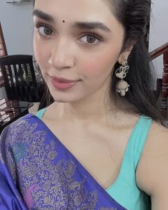 Actress Krithi Shetty HD Photos and Wallpapers March 2025