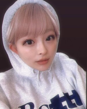 Kyary Pamyu Pamyu Instagram - Today is my 32nd birthday🎂
Thank you for all the birthday messages

KPPおたんじょうび32になりました
ギアあげていきます