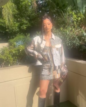 Kylie Jefferson Instagram - Press day but make it "90's fine"
Styled by @itsamandalim 
Dress/ jacket @marrisawilsonny 
Clutch & jewelry @alexisbittar 
Boots @blacksuedestudio 

Glam @domdella 
Hair @neatbyneeesh