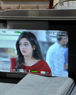 Laiba Khan Instagram - I will miss u Sitara ❤️😭 #kaffara 
Thank you all for the love and support you’ve shown to Sitara Jahan. This character will always hold a special place in my heart, and I’ll miss her dearly.❤️ 
#kaffara #7thsky #geotv
