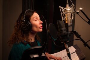 Laura Benanti Instagram - Literally mother 😍 First look at our Marmee, @laurabenanti, recording #JoTheMusical in New York ✨