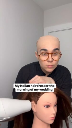 Laura Ramoso Instagram - Tranquilla tranquilla 👰‍♀️
.
.
.
.
.
#italy #italytravel #italytrip #italian #italianculture #italianstyle #italylife #italy🇮🇹 #italia #italiano #cultureclash #italianhairstyle #italianhairstylist #hairstylist #hairdresser #italianhairdresser #parrucchieri #parrucchiere #parruchiera #parruchieriitaliani #capelli #weddinghairstyles #sposa #bride #bridalhair #satire #pov #midtwenties #discover #memeitaliani