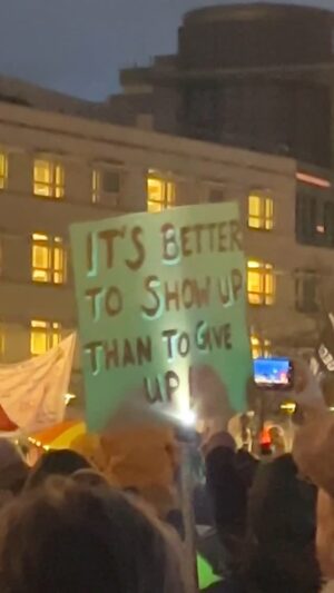 Lea van Acken Instagram - IT‘S BETTER TO SHOW UP THEN TO GIVE UP! Always✨

Wir sind die Brandmauer/ Demo am 25.01.2025