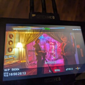 Lea van Acken Instagram - Noch nie hatte ich einen so großartigen Dreh wie im Januar! Danke an unseren ❤️-Cast und unser ❤️-Team: Eurer tolle Arbeit macht diesen Film so bunt und lovely weird – und Eure super sweete Art fehlt mir jetzt schon sehr 💜👽🦑🫧

Tausend Dank auch an @carolin.muehlbrett.fotografie für die schönen Fotos. Und @kumpelstift und @georg.nikolaus
Poster: @omarsener_

Unser großartiger Cast, der gleichzeitig unser Writers Room war💜

KAIA: @lea_van_acken (@playersagentur)

ANGEL: @joneson2000 (@agenturhobrig)

RAIN: @m.a.n.o.l (@agentur_hilde_stark)

JENS: @arndtschweringsohnrey (@agenturvelvet)

FINN-OLE: @carl_benzschawel_ (Zentralbüro Agentur für Schauspieler)

LA'ESTRA: @pollydnayler (Robert Carey Associates)

KINDER: Naima Mikailou & Theresa Schöllhammer

Casting: @schirnhofercasting
Anspielpartner*innen:
@olivialinagasche
@iambirgitstauber
@dpenschek
@_philipp_sommer_
@carolinkarnuth_official
@evelamell

❤️ fürs Vermitteln @nouri_chamari, @olivialinagasche und @sabrina___kraft

Und unser grandioses Team💜

Produktion & Drehbuch: @dominik_hafenmaier
Produktionsassistenz:
@beilul__
@karo.linebr_
Setrunnerin: @theresamkl

Dop: @julepfaff
Operator: 
@georg.nikolaus
@hannah_schwarzl
@johannespfau_dop
@jannikdublasky
Set-Fotografie: @carolin.muehlbrett.fotografie
Poster-Foto:
@carolin.muehlbrett.fotografie
@omarsener_
1st AC: 
@moritz.vetter
@kumpelstift
@jgooney
2nd AC & DIT: @luis.rchtr

Oberbeleuchter: 
Manuel Dolderer
@soerenbulb
Best Boy: @jannikdublasky
Beleuchter: 
@omarsener_
@everythingeverywhereallforjazz
@lit.karim
@alexbirzele

Tonmeister: @flitt_official

Kostümbild: @pauliimmig
Setkostüm: @samira_vivien

Szenenbild: @r_hardj
Bauhelfer*innen: 
@fsw.productiondesign
@ute_petermann
Marder Prop: @anse61 mit @indiesone

Maskenbild & SFX Make up:
@nadikmua
@luzialaviniartist

Schnitt: @lukaswengorz
Musik: @othernoise

Regieassistenz: @opawiewarsimhimmel
Script Continuity: @lotte.maarie
Stunt: @patrickmarcelbenito
Catering: Hanna Hafenmaier & Familie
Felix Mott
Regie&Buch: me
Produktion: @filmakademie_bw 

❤️Dank❤
@liza_reichardt 
@holger.verfolger 
Claudia Prietzel 
@liajvb 
@marcus.schinkel 
@gregorbuddepetrusch
@renecolling 
@marleen.valien 
@alexbornwild 
@t