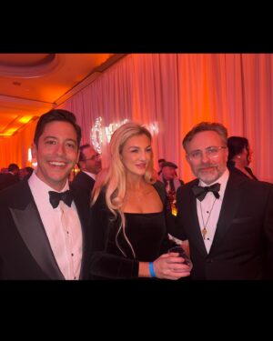Leah McCourt Instagram - The event of a lifetime ✨

No voice has been louder in defence of women in sport and common sense than @rileygbarker and if you don’t listen to @megynkellyshow religiously every day you need to. 

@jdvance doing the YMCA at night then becoming vice president today. 😂

Thankyou @turningpointusa @charliekirk1776