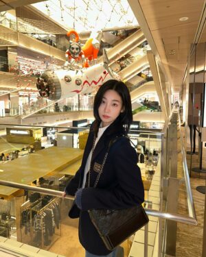 Lee Seo-bin Instagram - 잼